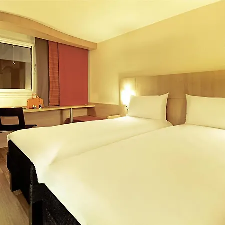 Ibis Constantine-2